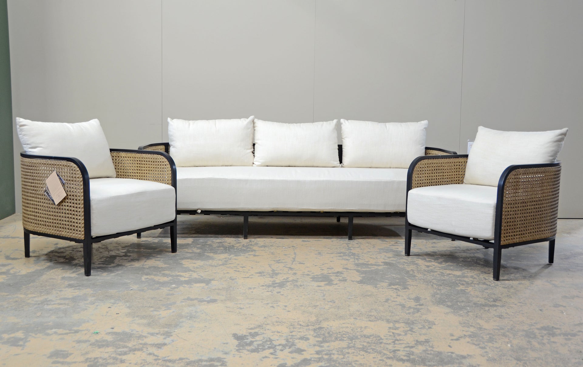 In Stock Summer Classics Havana Sofa Set