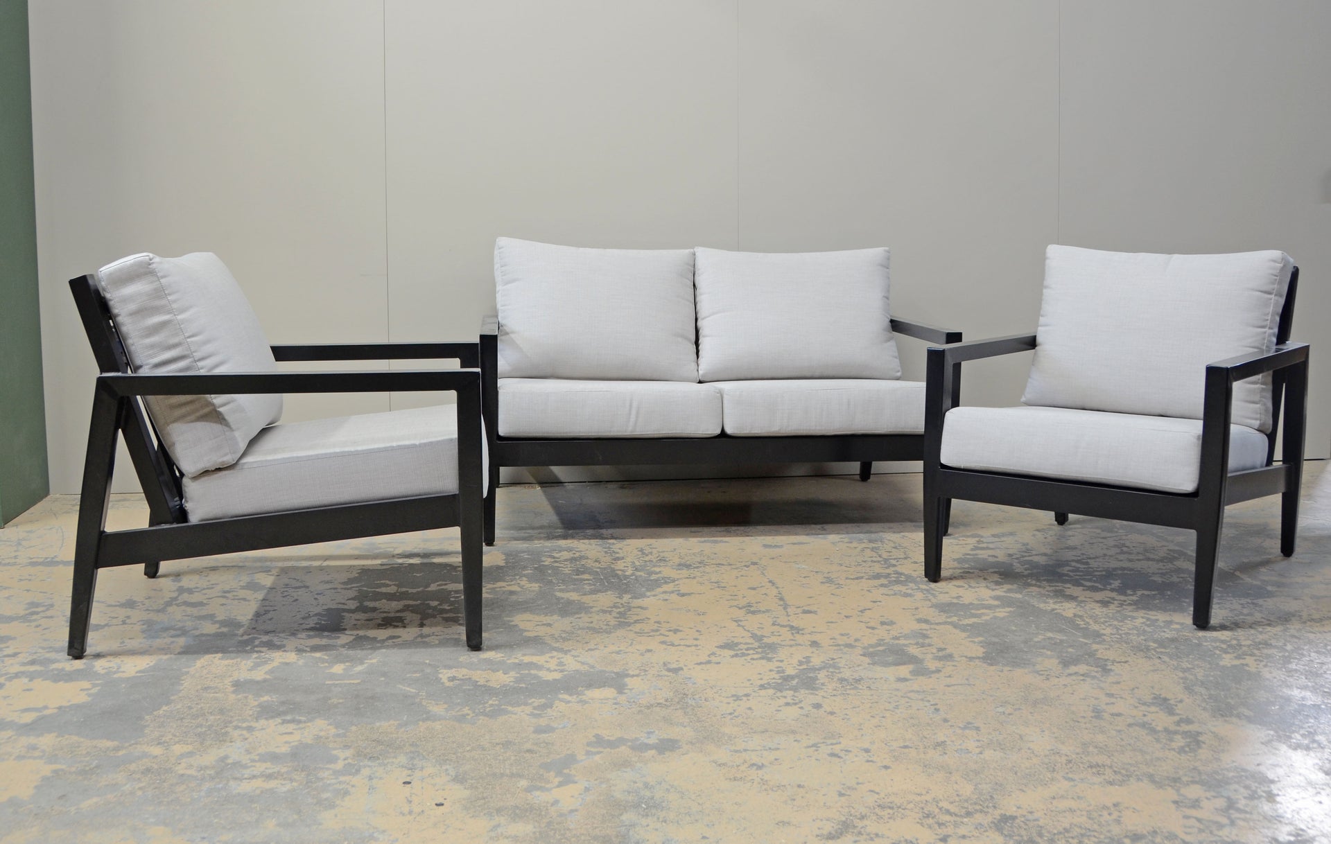 In Stock Studio Loveseat Noir Set