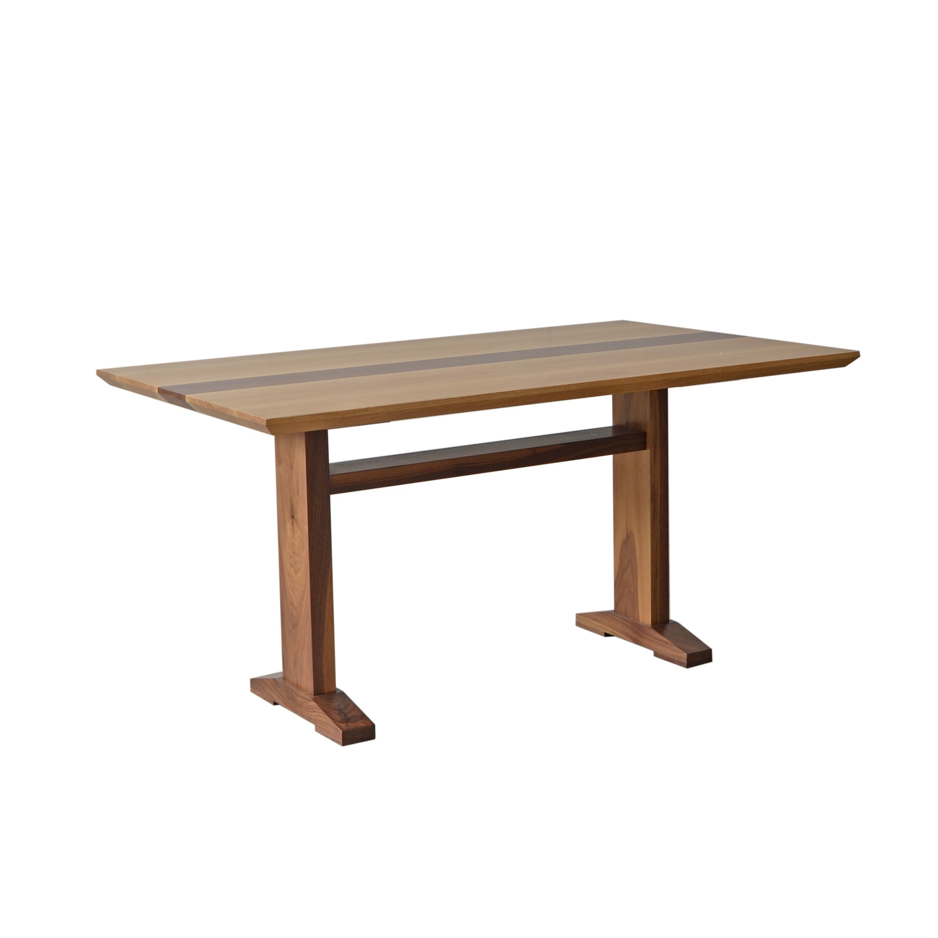 Mallwood Dining Table