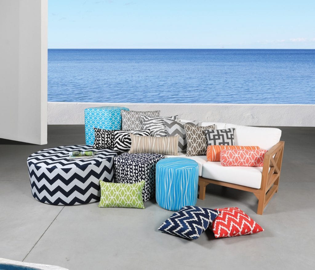 Patio Pillows, Cushions & Carpets