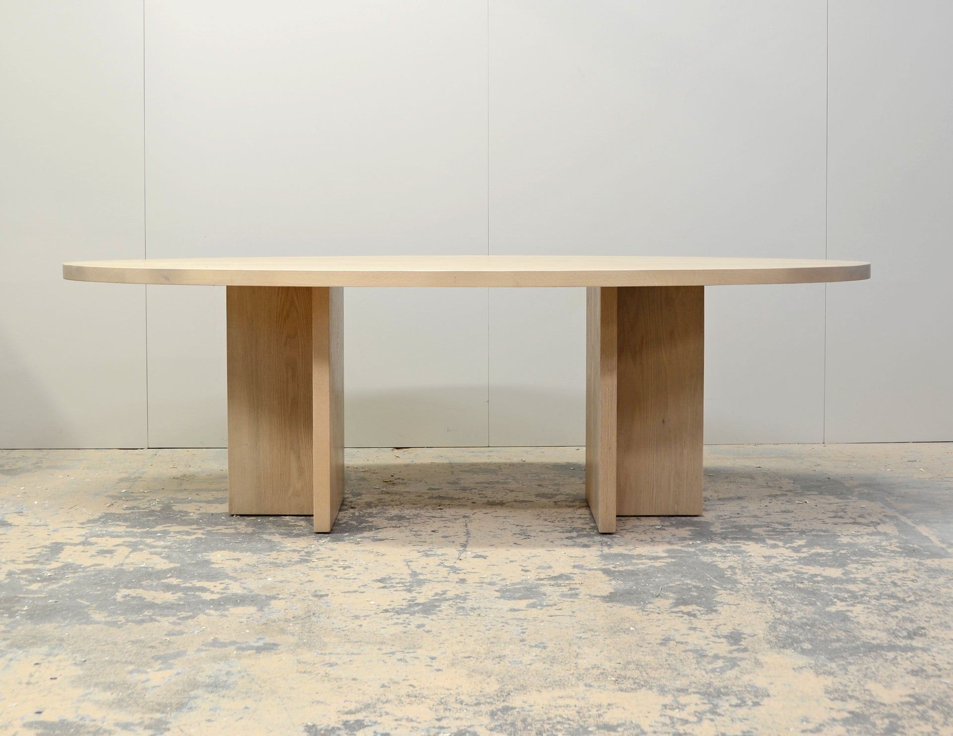 Thomas Table