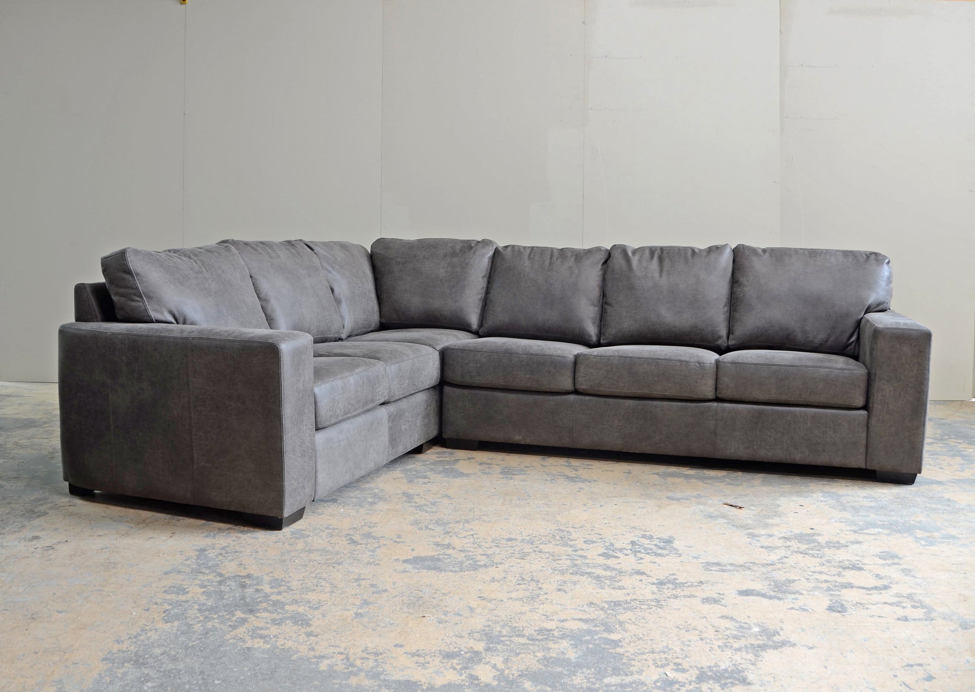 In stock 4400 "Design Line"  Leather Sectional A - Breyer Slate