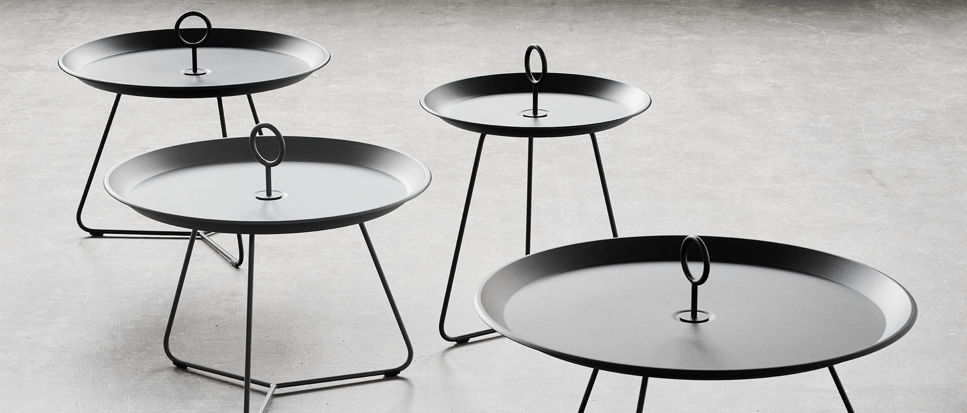 Houe Eyelet Tray Table