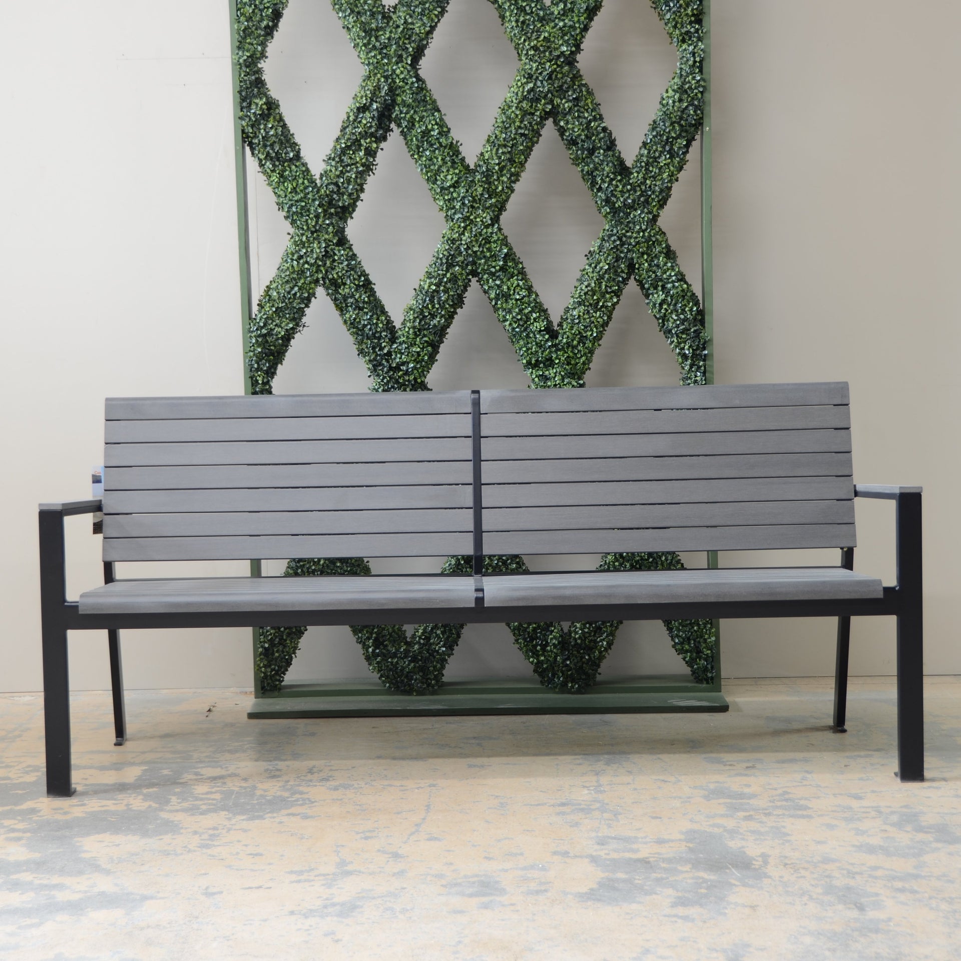 Landing Bench