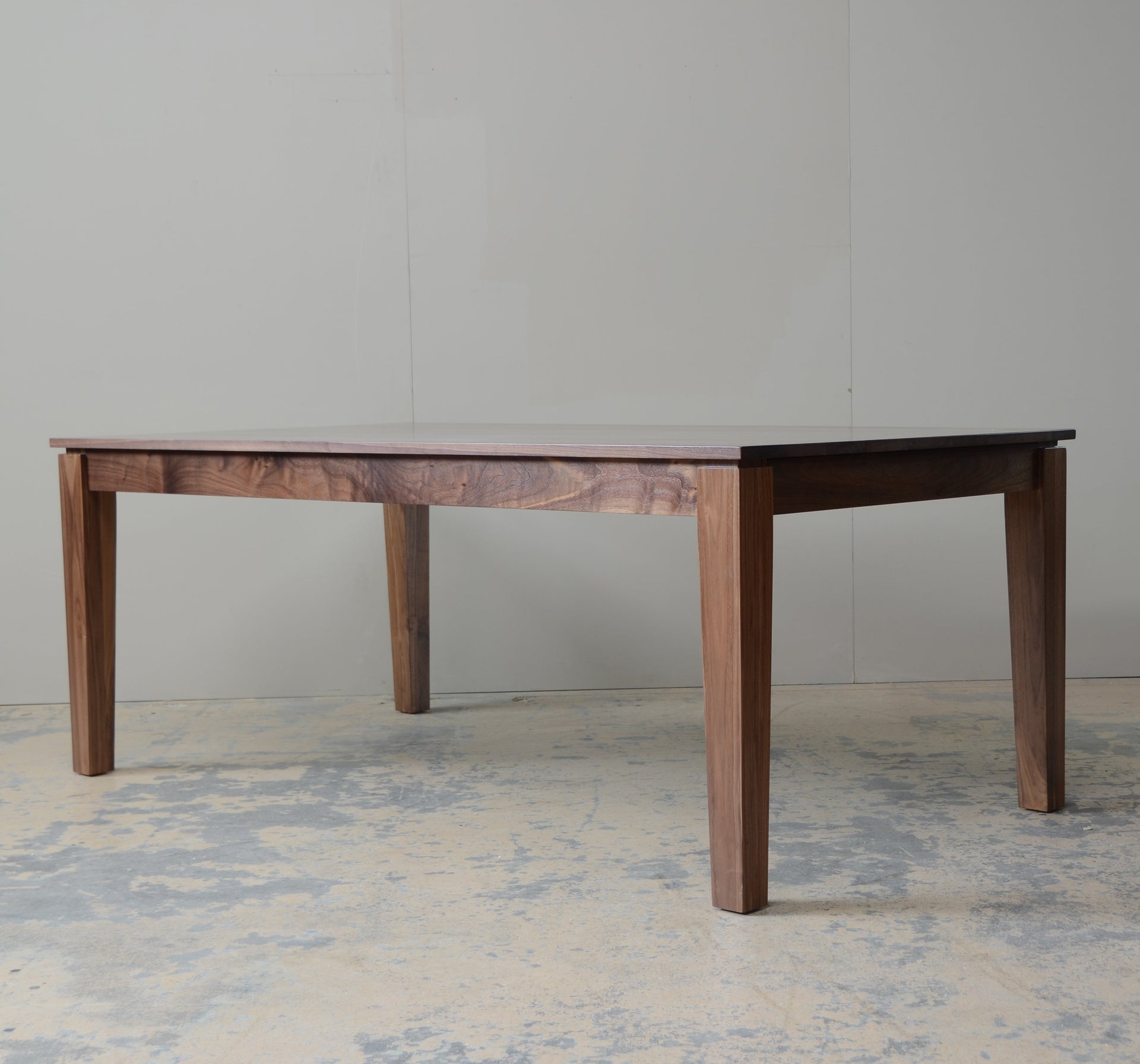 Zovic Dining Table