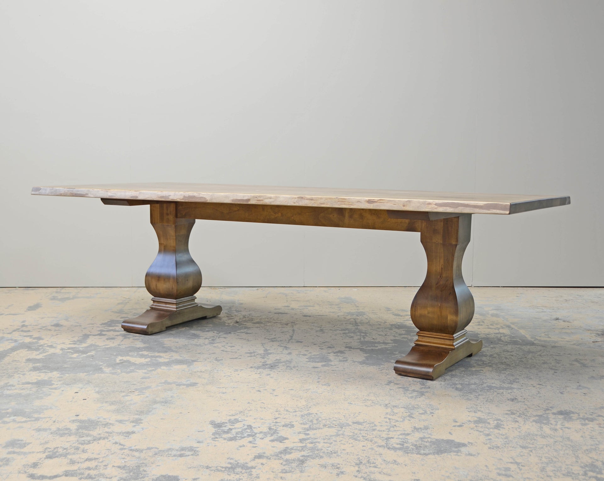 Taylor Tulip Dining Table